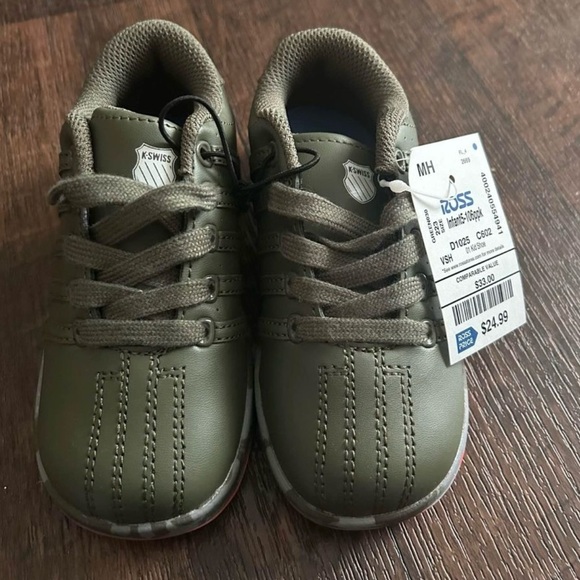 ⭐️$10 if Bundled⭐️ NWT Green K-Swiss - Picture 3 of 7
